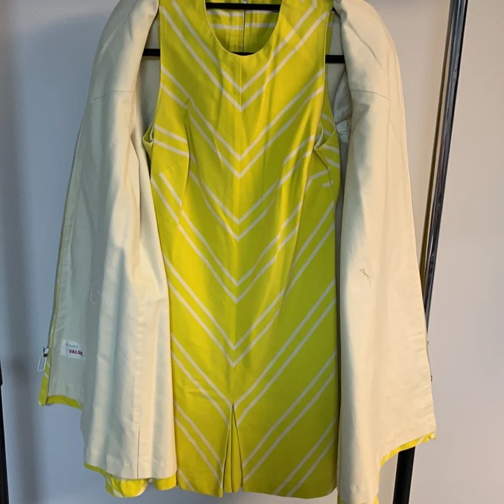 Vintage 50’s/60’s Yellow Chevron 2-Piece Romper & Jacket Set - Picture 2 of 7